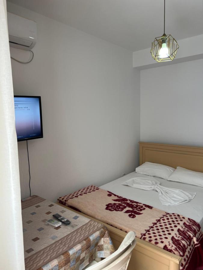 Room Click Inn Gjirokastër 外观 照片